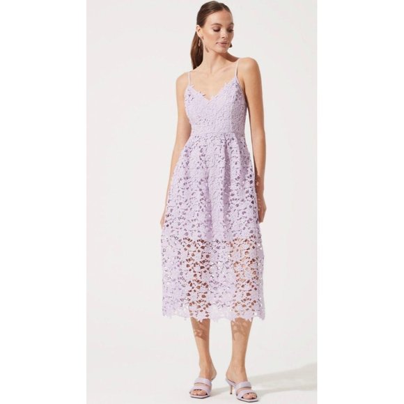 ASTR The Label Lace Midi Dress Pale Purple Medium - Picture 3 of 12